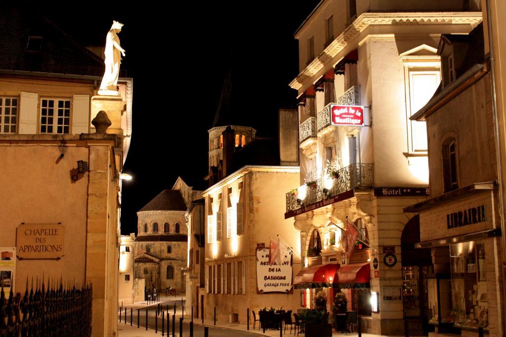 Hotel De La Basilique Paray-le-Monial Esterno foto