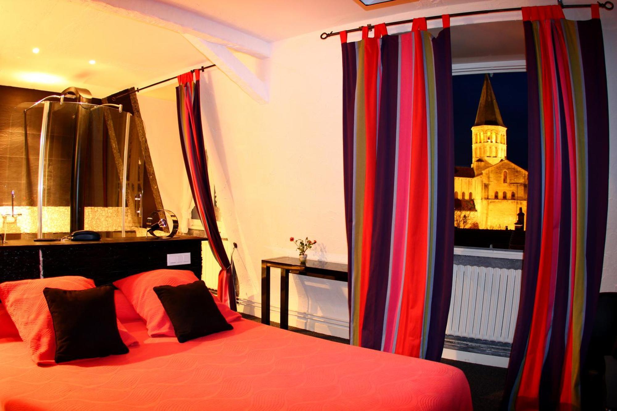 Hotel De La Basilique Paray-le-Monial Esterno foto