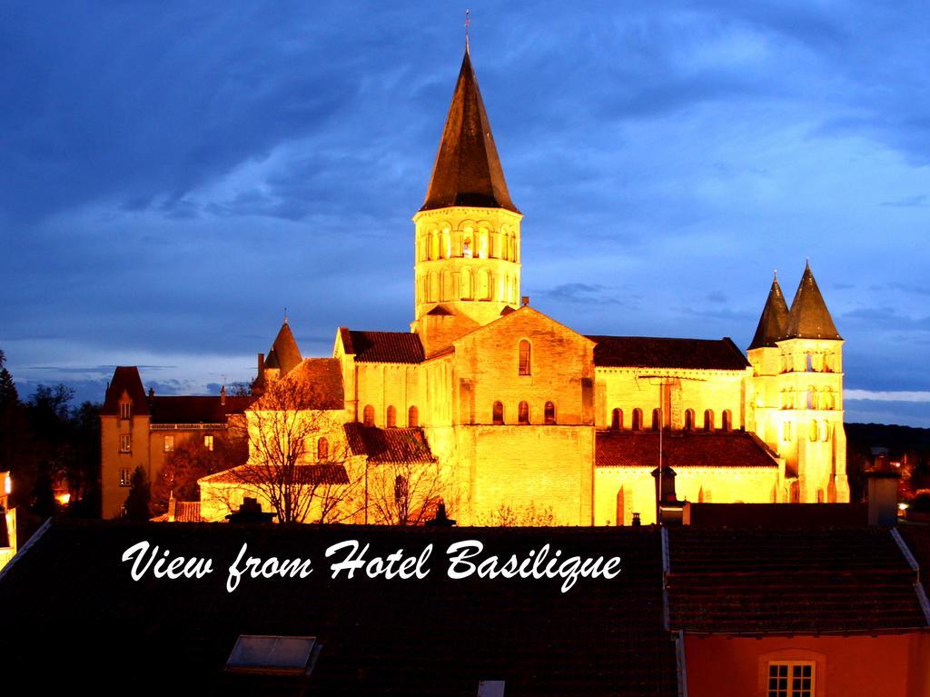 Hotel De La Basilique Paray-le-Monial Esterno foto